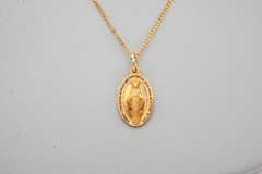 Vintage Gold Filled Mother Mary Religious Medal Necklace 17.75″