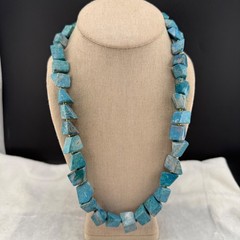 Vintage Cut Polished Stone Necklace Blue 21”