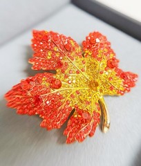 Leaf Brooch Pin, Maple Leaf brooch, rhinestone brooch, Autumn Fall brooch