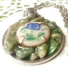 MaryBee Silver Tone 20″ Chain W/1″ Jade Chip Pendant Necklace 12-01-2021