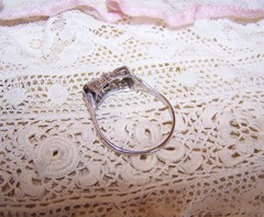 ART DECO 18K Gold Diamond Blue Sapphire Filigree Ring | Size 8.75
