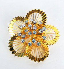 Vintage Monet Gold Tone Open Metal Wire Clear Rhinestones Flower Brooch Pin