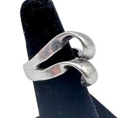 Modernist Sterling Silver Unity Ring Twisted Ribbon Handmade 8g Signed ND 5.75