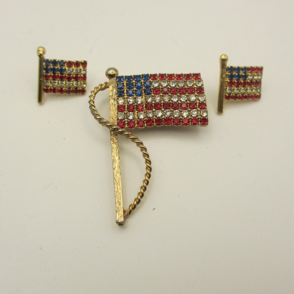 Vintage Flag Brooch Earrings Married Set USA Rhinestones Post