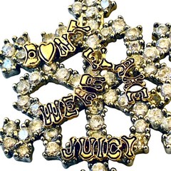 Juicy Couture Limited Edition 2006 Snowflake Charm Crystals DON’T FLAKE WEAR
