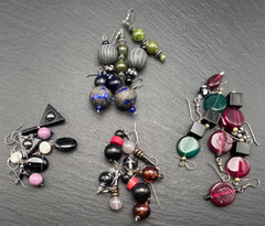 LOT OF 14 PAIRS OF ASSORTED VINTAGE BEADED DANGLE EARRINGS B160