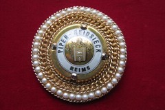 Vintage Gold Tone Brooch With Pearls Piper Heidsieck Signed Berez Brooch