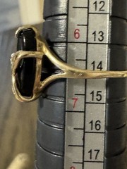 Vintage 10k Yellow Gold Black Onyx Flower Ring – Size 6.5