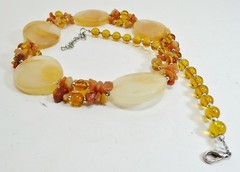 CARAMEL & COGNAC QUALITY NECKLACE, Chunky Agate, Glass, Plastic & Metal, 24″ L