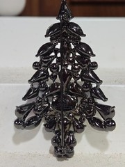 Avon 2006 Multi-Colored Rhinestone Christmas Tree Signed Brooch Pin – 3rd Annual