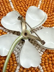 Vintage 1960’s-1970’s MOD Daisy Flower Power Enamel Brooch -Non Signed
