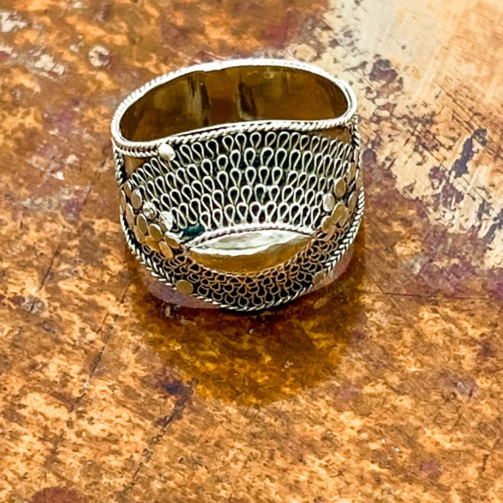 1970s Vintage Brass Boho Hippie Domed Signet-type Ring/Sz 5.25