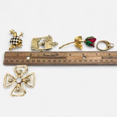 Lot Of 5 Gold Tone Pin Brooch Lapel Frog Rose Wishing Well Cross Pearl Ring
