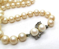 Vintage Heavy Pearl Bead Necklace with Rhinestone & Pearl Push Closure 23 Inch