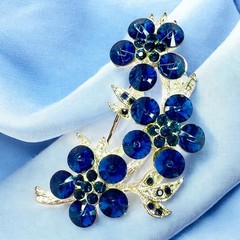 Topaz Sapphire Blue Color Crystal Rhinestone Floral Pin Brooch Silver Tone Vtg