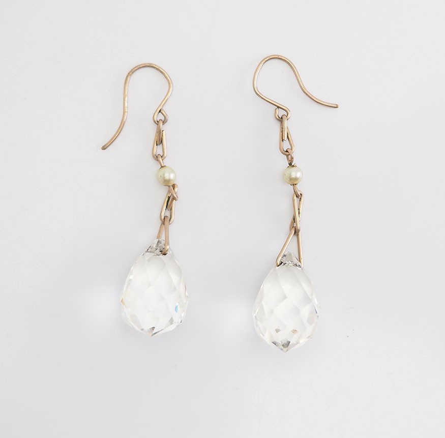 Vintage gold filled and faceted crystal glass tear drop dangle earrings