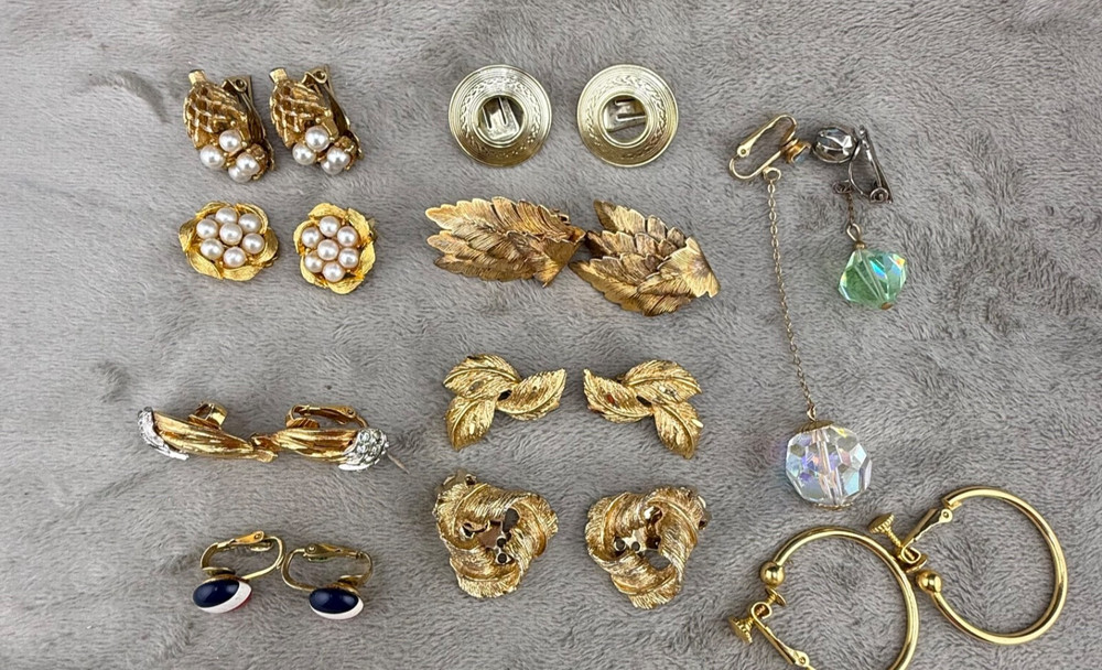 Vintage Clip On Earrings lot of 9 Every Day Wear