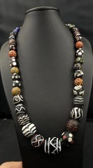 Beautiful Vintage Multicolour Beautiful African Glass Beads Necklace