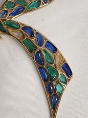 Vintage 60s Crown Trifari Modern Mosaic Blue & Green Poured Glass Bow Pin 3″