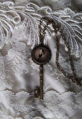 General Stonewall Jackson Cameo Pendant, Historical Image, Rare CSA Collectable!