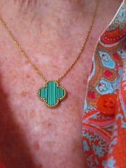 Vintage 18kt Gold Plated By “JY” Clover Pendant/Necklace