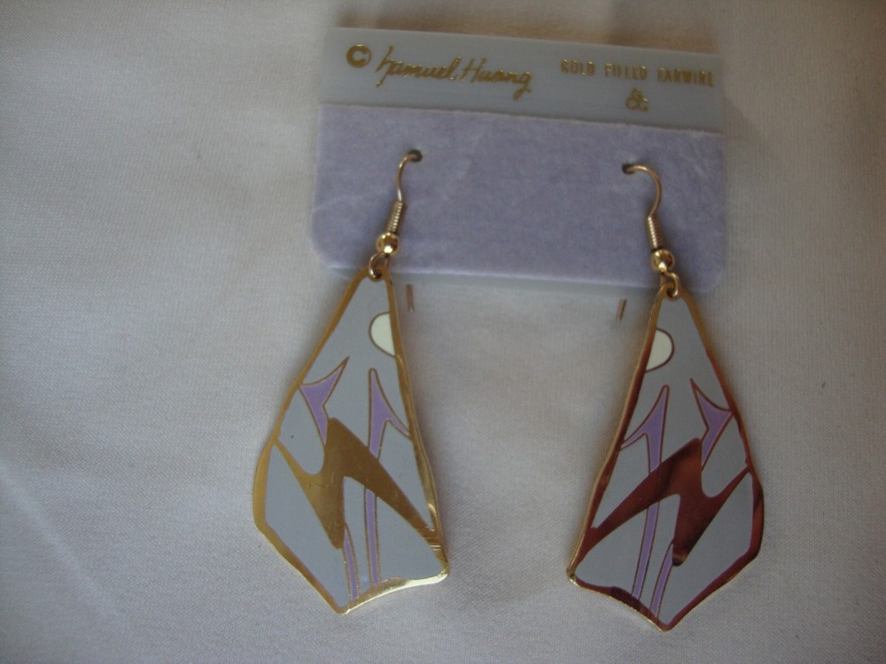 VINTAGE SAMUEL HUANG CLOISONNE RETRO ABSTRACT WHITE LAVENDER & GRAY EARRINGS