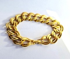 Vintage MONET Gold Tone Chain Link 7 1/2″ Bracelet Fold Over Clasp