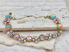 Vintage Unsigned Aurora Borealis Rivoli Rhinestone Bracelet | Pink & Opalescent