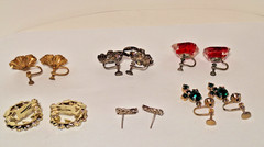 Lot of 5 Vintage Unbranded Rhinestone & 1 Gemstone Fashion Earrings