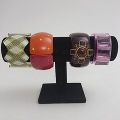 Lot Of 4 VTG Chunky Acrylic/Lucite Bracelets