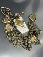 VTG Signed Sweet Romance USA Hearts Charms Lockets USA 6.6” Chain Bracelet NWT