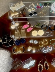 VTG Retro Boho Variety Of Earrings Lot 43 Pairs Dangle, Statement, Mixed Metals