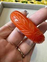 Lot 2 Vtg Lucite Plastic Bangle Bracelets Red White Stripe Carved Orange Stack