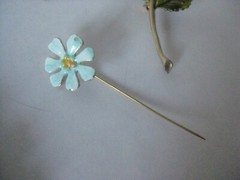 6 Vintage Flower Enamel Yellow Red Blue Pink White Green Gold Silver Daisy Lot