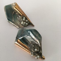 Vintage Ceramic Goddess Earrings Brooch Set