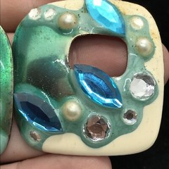 Vintage La Rage Modernist Mixed Materials Textured Metal Design Pierced Earring