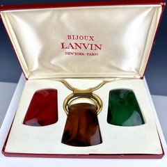 1970’s LANVIN Bijoux Paris “KEIRA” Interchangeable Lucite Pendant Necklace Set