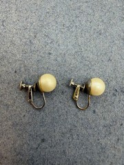 Vintage Hinged Clip-On Earrings 3/8 In As Is Silver Ivory Pearl Retro Screw-Back