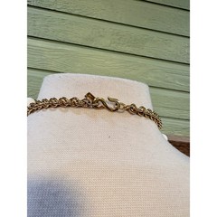 Vintage Style Chunky White Graduated Bead Gold Tone Chain Statement Necklace