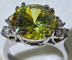 Yellow Green Center Stone White Side Cocktail Ring Silver Toned Stamped China