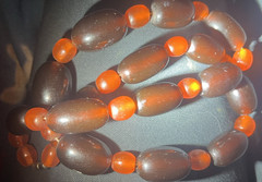 Vintage-Root Beer/Cherry Cola/Amber Orange-Carved Horn-Oval Bead-28 in Necklace