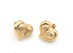 Lovely Dainty VTG Michael Anthony Ma 14K Yellow Gold Heart Stud Earrings .52g