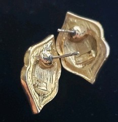 Vintage Trifari Faux Pearl & Clear Rhinestone Kartouch Gold Tone Post Earrings