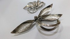 Vintage Silver-Tone Leaf & Feather Brooch Lot, Set of 2, Unsigned