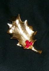 Vintage Christmas Holly Pin/Brooch-Gold Tone-Red Rhinestones Prong Set