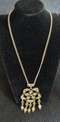 Vintage Celebrity NY Necklace Chandelier Filigree Tassel Necklace 20″ Gold Tone