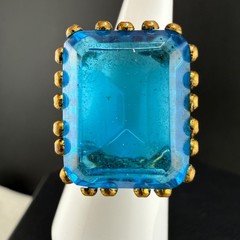 Vintage Cocktail Ring Twisted Brass Band Aqua Rhinestone Size 6