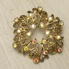 Stunning Vintage Estate Goldtone & AB Rhinestone Snowflake Wreath Brooch