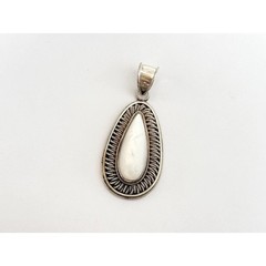 Teardrop Balinese Made Mother of Pearl Sterling Silver 925 Vintage Pendant