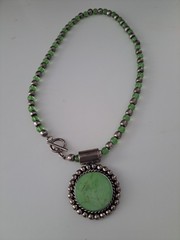 Vintage Mexico 925 Sterling Necklace Green Stone Pendant Glass Beads 16″ Toggle